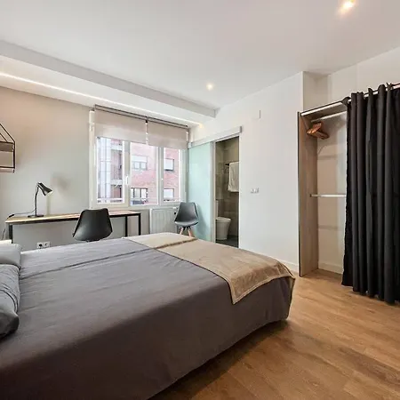 Apartment 625a Piso De 5 Con 5 Banos Oviédo